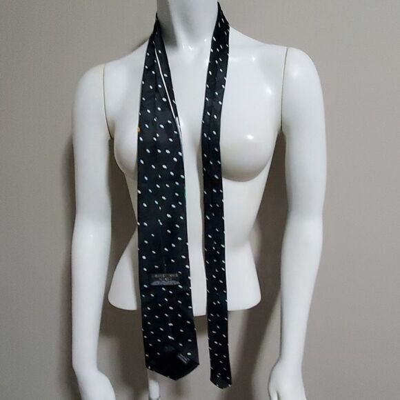 Looney Tunes Mania Christmas Tie - Picture 3 of 4